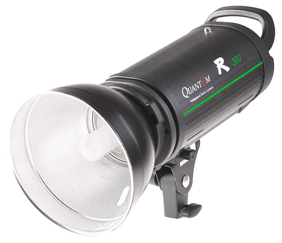 *Jedna z pierwszych lamp w ofercie, wtedy z logo Quantuum.
